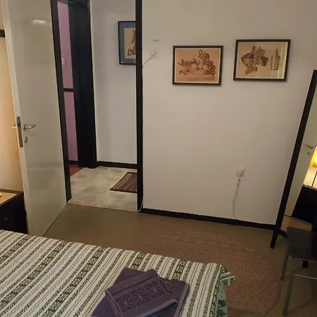 Cosy Penthouse -up To 6 Guests- In The Centre! Apartmán